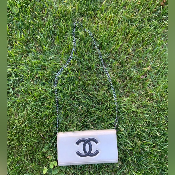 Authentic Chanel timelessness Silver Metallic Flap Wallet. - Picture 2 of 16